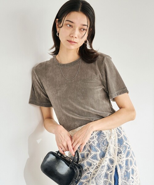 green label relaxing(グリーンレーベルリラクシング)の「シアー フロッキー Tシャツ(Tシャツ/カットソー・レディース・グレー/ダークグリーン/ブラック/ライトブルー/ダークブラウン・FREE)」の1枚目の写真