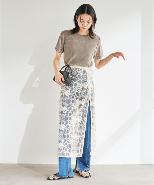 green label relaxing(グリーンレーベルリラクシング)の「シアー フロッキー Tシャツ(Tシャツ/カットソー・レディース・グレー/ダークグリーン/ブラック/ライトブルー/ダークブラウン・FREE)」の11枚目の写真