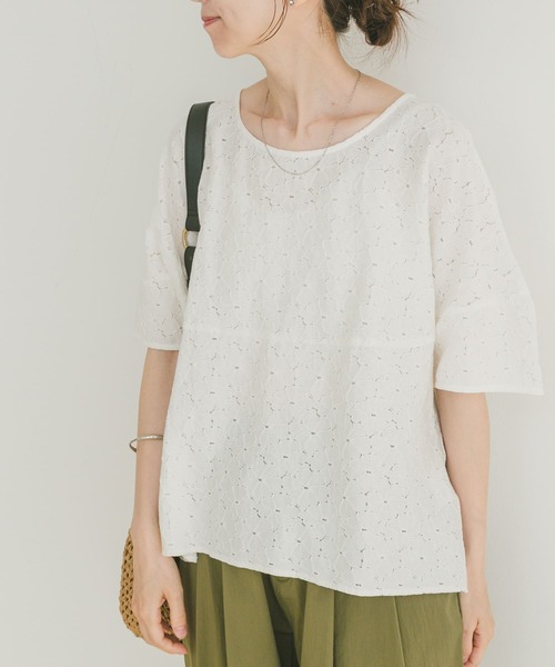 ITEMS URBANRESEARCH（アイテムズ アーバンリサーチ）の「バルーンスリーブレースプルオーバー（その他トップス・レディース・オフホワイト/ブラック・FREE）」の2枚目の写真