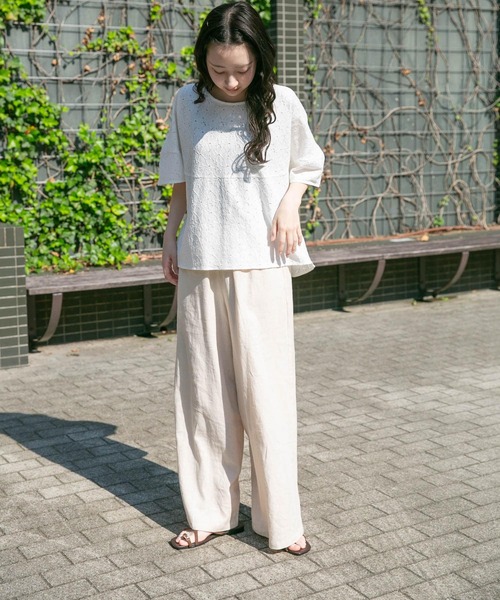 ITEMS URBANRESEARCH（アイテムズ アーバンリサーチ）の「バルーンスリーブレースプルオーバー（その他トップス・レディース・オフホワイト/ブラック・FREE）」の16枚目の写真