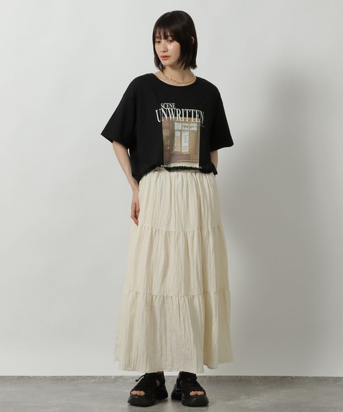 LAKOLE(ラコレ)の「サテンワッシャーティアードスカート / 499552(スカート・レディース・ブラック/ブラウン/アイボリー/マスタード・FREE)」の17枚目の写真