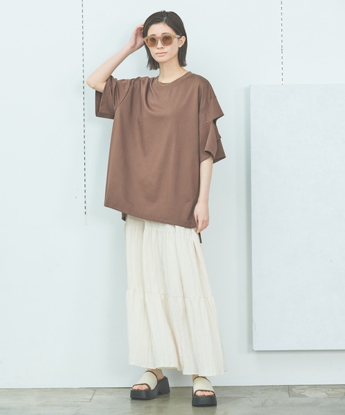 LAKOLE(ラコレ)の「サテンワッシャーティアードスカート / 499552(スカート・レディース・ブラック/ブラウン/アイボリー/マスタード・FREE)」の8枚目の写真