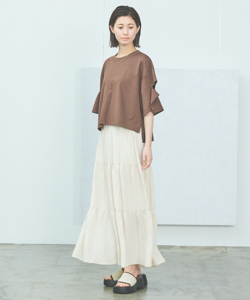 LAKOLE(ラコレ)の「サテンワッシャーティアードスカート / 499552(スカート・レディース・ブラック/ブラウン/アイボリー/マスタード・FREE)」の6枚目の写真