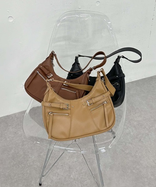 archives(アルシーヴ)の「ZIPディテールハーフムーンバッグ(ハンドバッグ・レディース・ブラック/ブラウン/キャメル・FREE)」の13枚目の写真