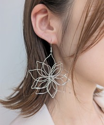 ニッケルフリー ワイヤーフラワー ロータスピアス
