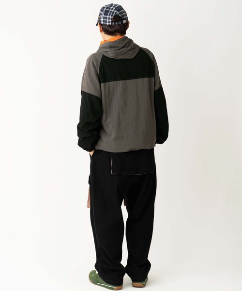 GROUND TRICK グレー ナイロンジャケット GROUND TRICK グレー ナイロンジャケット GROUND TRICK グレー