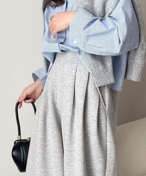 classicalelf（クラシカルエルフ）の「たっぽりシルエットに一目ぼれ。3タックコクーンシルエットダンボール素材ワイドパンツ（スウェットパンツ・レディース・杢グレー/ブラック/オートミール・LARGE/MEDIUM/SMALL/X-LARGE）」の21枚目の写真