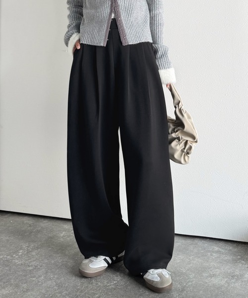 classicalelf（クラシカルエルフ）の「たっぽりシルエットに一目ぼれ。3タックコクーンシルエットダンボール素材ワイドパンツ（スウェットパンツ・レディース・杢グレー/ブラック/オートミール・LARGE/MEDIUM/SMALL/X-LARGE）」の20枚目の写真