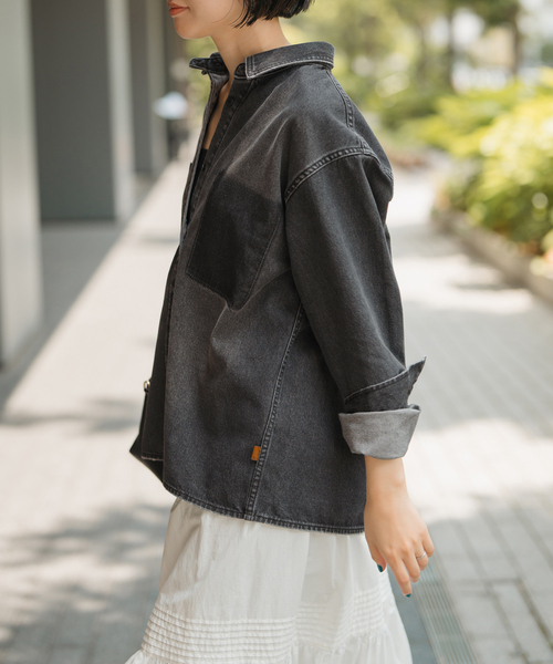 Spick & Span(スピックアンドスパン)の「《WEB限定 / 追加》5 1/2 SOFT DENIM SHIRT(シャツ/ブラウス・レディース・ブラック/ブルー系その他・FREE)」の10枚目の写真