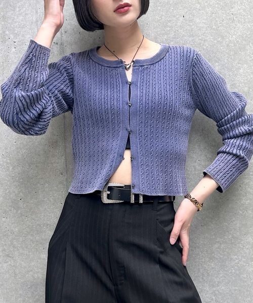 PAGEBOY（ページボーイ）の「ピグメントケーブルカーディガン（カーディガン/ボレロ・レディース・マスタード/ネイビー/チャコールグレー/オフホワイト・FREE）」の14枚目の写真