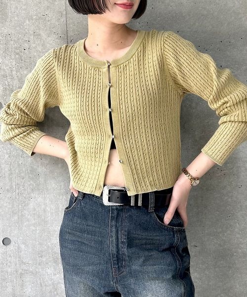 PAGEBOY（ページボーイ）の「ピグメントケーブルカーディガン（カーディガン/ボレロ・レディース・マスタード/ネイビー/チャコールグレー/オフホワイト・FREE）」の11枚目の写真