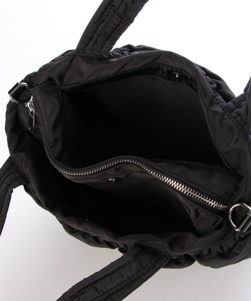 cache cache(カシュ カシュ)の「カシュカシュ cachecache / ゴムキルト2wayトートバッグ(トートバッグ・レディース・ブラック/グレー/ブラウン・FREE)」の7枚目の写真