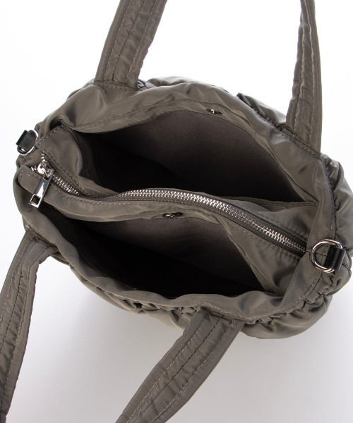 cache cache(カシュ カシュ)の「カシュカシュ cachecache / ゴムキルト2wayトートバッグ(トートバッグ・レディース・ブラック/グレー/ブラウン・FREE)」の15枚目の写真