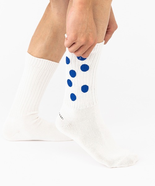 YUQRI（ユクリ）の「【YUQRI】Paint Dots（ソックス/靴下・レディース・ホワイト系その他2/ブラック/ホワイト系その他3/ホワイト・L/S/M）」の4枚目の写真