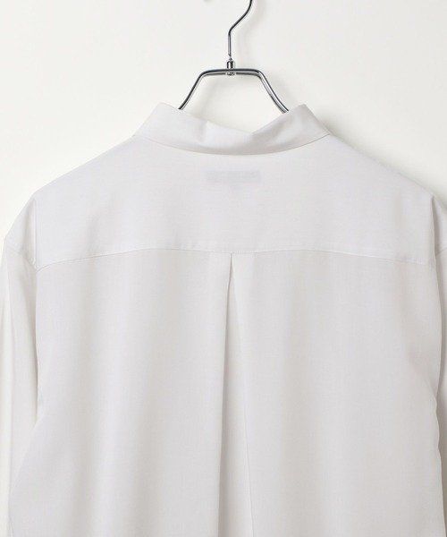 GLOBAL WORK（グローバルワーク）の「サラサマレギュラーシャツ/長袖/575772（シャツ/ブラウス・メンズ・グレイッシュベージュ/ブルー系4/チャコールグレー/ネイビー系8/グリーン/ブラウン系8・MEDIUM/SMALL/X-LARGE/LARGE/X-SMALL/XX-LARGE/XXX-LARGE）」の21枚目の写真