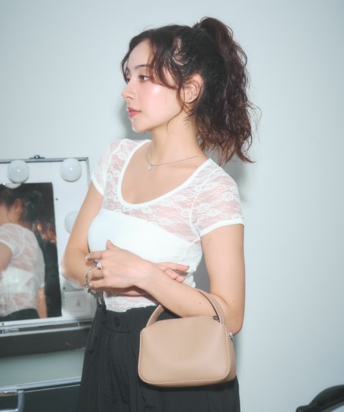 ショルダーストラップ付きボックスミニバッグ（ハンドバッグ