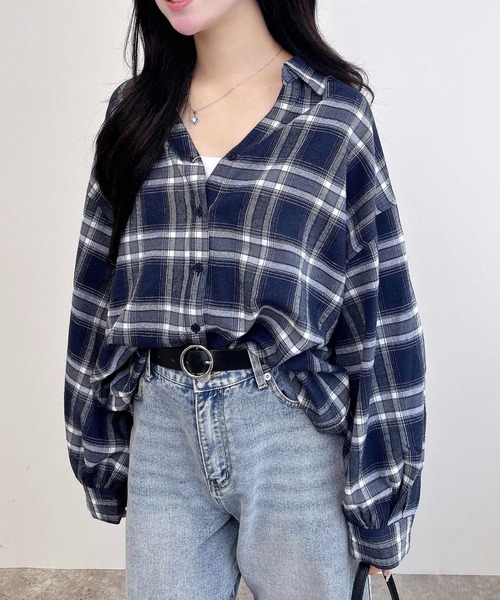 INGNI(イング)の「バックレースアップチェック柄裾タック/シャツ(シャツ/ブラウス・レディース・ブラウン系その他2/ブラック系/ネイビー系2・M)」の3枚目の写真