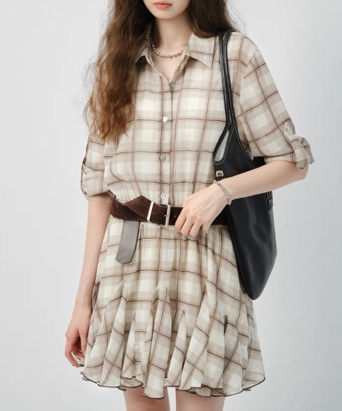 gossip！ロサンゼルス（ゴシップロサンゼルス）の「チェック柄 シャツ風 ミニフレアワンピース （ウエストシェーピングデザイン）（シャツワンピース・レディース・チェック・S/M）」の20枚目の写真