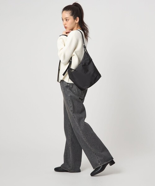 green label relaxing（グリーンレーベルリラクシング）の「ダブルバックル 2WAYショルダーバッグ M はっ水（ショルダーバッグ・レディース・グレー/オフホワイト/ブラック/ネイビー・FREE）」の19枚目の写真