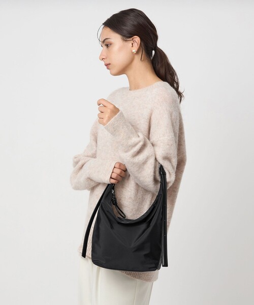 green label relaxing（グリーンレーベルリラクシング）の「ダブルバックル 2WAYショルダーバッグ M はっ水（ショルダーバッグ・レディース・グレー/オフホワイト/ブラック/ネイビー・FREE）」の20枚目の写真