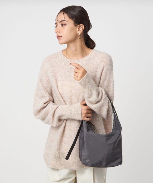 green label relaxing（グリーンレーベルリラクシング）の「ダブルバックル 2WAYショルダーバッグ M はっ水（ショルダーバッグ・レディース・グレー/オフホワイト/ブラック/ネイビー・FREE）」の21枚目の写真