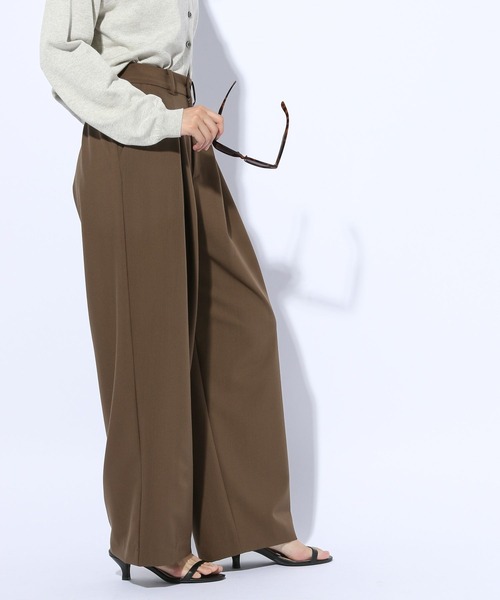 GLOBAL WORK（グローバルワーク）の「タックワイドパンツ/599681（スラックス・レディース・チャコール/ブラック/ブラウン・MEDIUM/LARGE）」の17枚目の写真
