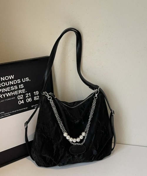 gossip！ロサンゼルス（ゴシップロサンゼルス）の「【Y2K】2WAYショルダーバッグ／リュック（A5収納可・チャームなし）（ショルダーバッグ・レディース・オフホワイト/シルバー/ブラック・FREE）」の11枚目の写真