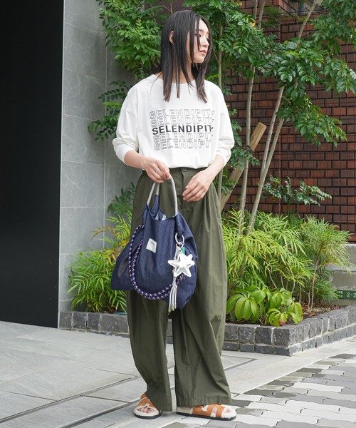 mili an deni(ミリアンデニ)の「ステップロゴロンT(Tシャツ/カットソー・レディース・チャコールグレー/ブラック/オフホワイト・M/L)」の7枚目の写真