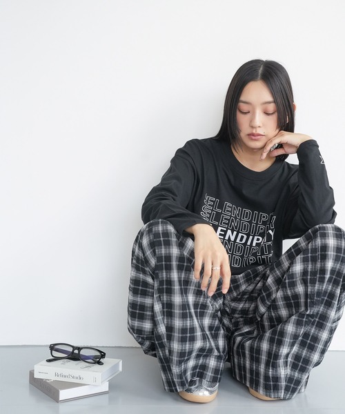 mili an deni(ミリアンデニ)の「ステップロゴロンT(Tシャツ/カットソー・レディース・チャコールグレー/ブラック/オフホワイト・M/L)」の9枚目の写真