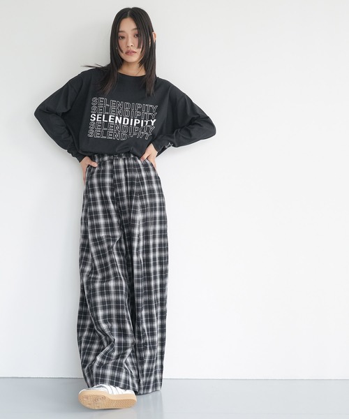 mili an deni(ミリアンデニ)の「ステップロゴロンT(Tシャツ/カットソー・レディース・チャコールグレー/ブラック/オフホワイト・M/L)」の12枚目の写真