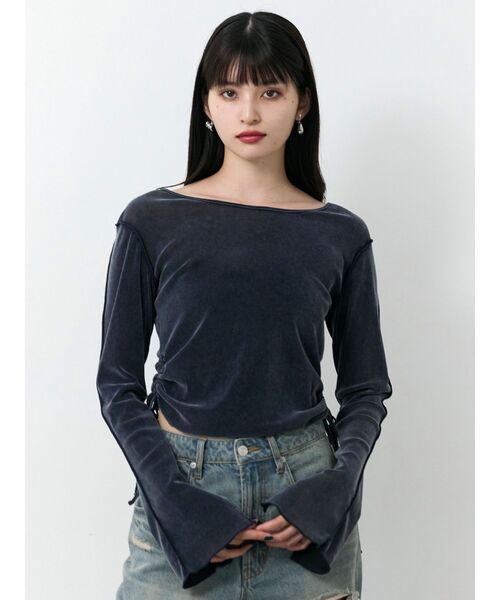 MURUA（ムルーア）の「フレアスリーブベロアトップス（Tシャツ/カットソー・レディース・ブラック/ブラウン/ブルー・FREE）」の20枚目の写真