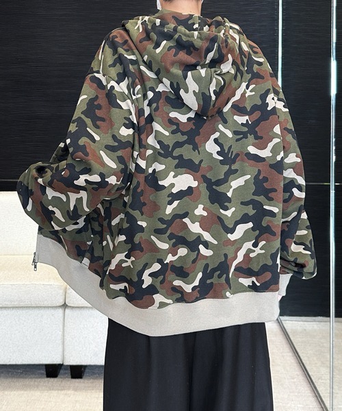 FVLMEN(フルメン)の「【FVLMEN】logo patch tree camouflage short W zip parka/ロゴ パッチ ツリー カモフラージュ 短丈 ダブル ジップ パーカー(パーカー・メンズ・グリーン系カモフラージュ/ブラウン系カモフラージュ・MEDIUM/LARGE)」の6枚目の写真
