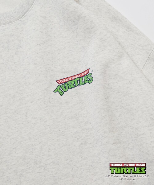 FREAK'S STORE(フリークスストア)の「限定展開 TEENAGE MUTANT NINJA TURTLES/ミュータント タートルズ 別注 ビッグシルエット バックプリント クルーネックスウェット(スウェット・メンズ・アッシュグレー/ブラウン/スミクロ・MEDIUM/LARGE/SMALL)」の10枚目の写真