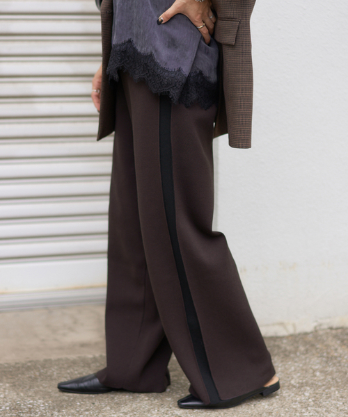 JOURNAL STANDARD（ジャーナルスタンダード）の「《WEB限定追加2》ウォッシャブルトラックパンツ（その他パンツ・レディース・ブラウン/ブラック・FREE）」の5枚目の写真