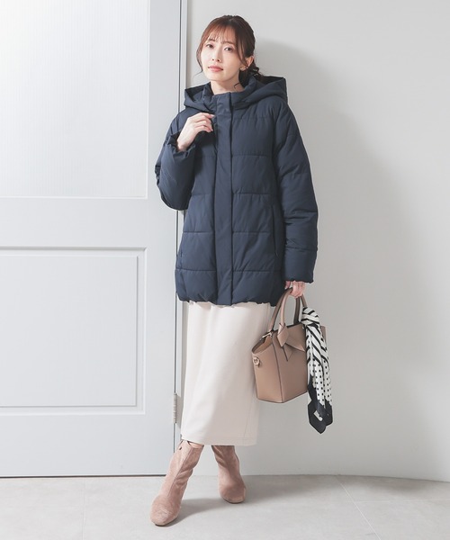 GLACIER lusso(グラシアルッソ)の「ファイバーダウンコート(ダウンジャケット/コート・レディース・キャメル/ネイビー/ブラック/ライトベージュ・L/LL/M/S)」の16枚目の写真
