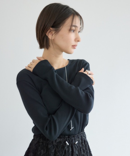 KATHARINE ROSS（キャサリンロス）の「【KATHARINE ROSS】ブライトテレコスクエアプルオーバー（Tシャツ/カットソー・レディース・ブラック/ライトベージュ/チャコールグレー/グレイッシュベージュ/ライトグレー/ホワイト・MEDIUM）」の2枚目の写真