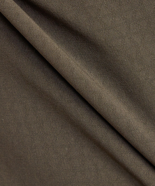 MEN'S MELROSE(メンズメルローズ)の「ストームフリースワンプリーツイージーパンツ | ストレッチ/撥水/透湿/防シワ/ウォッシャブル(スラックス・メンズ・ブラウン/ブラック・3/2/4)」の7枚目の写真