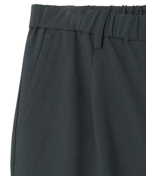 MEN'S MELROSE(メンズメルローズ)の「ストームフリースワンプリーツイージーパンツ | ストレッチ/撥水/透湿/防シワ/ウォッシャブル(スラックス・メンズ・ブラウン/ブラック・3/2/4)」の9枚目の写真