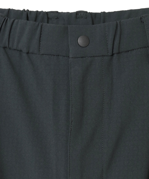 MEN'S MELROSE(メンズメルローズ)の「ストームフリースワンプリーツイージーパンツ | ストレッチ/撥水/透湿/防シワ/ウォッシャブル(スラックス・メンズ・ブラウン/ブラック・3/2/4)」の18枚目の写真