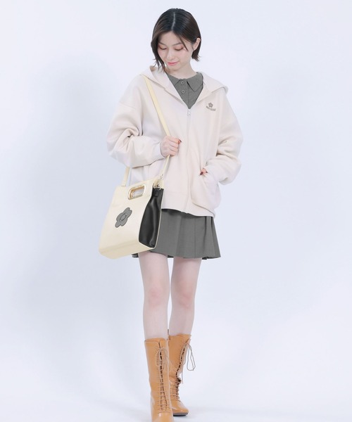 MARY QUANT（マリークワント）の「メタルクリテ 2WAYショルダー（ショルダーバッグ・レディース・ブラック/アイボリー/モスグリーン・FREE）」の10枚目の写真