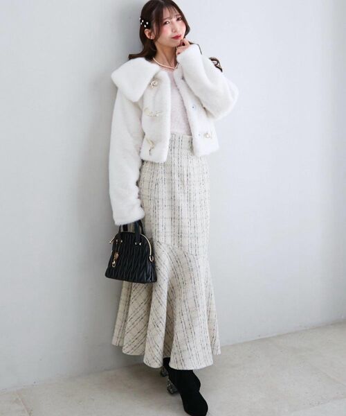 MAJESTIC LEGON（マジェスティックレゴン）の「ツイードマーメイドロングスカート（スカート・レディース・ホワイト系その他2/ブラック系その他・X-SMALL/SMALL/MEDIUM）」の6枚目の写真