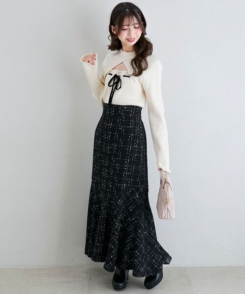 MAJESTIC LEGON（マジェスティックレゴン）の「ツイードマーメイドロングスカート（スカート・レディース・ホワイト系その他2/ブラック系その他・X-SMALL/SMALL/MEDIUM）」の15枚目の写真