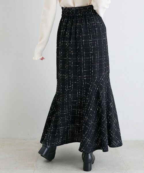 MAJESTIC LEGON（マジェスティックレゴン）の「ツイードマーメイドロングスカート（スカート・レディース・ホワイト系その他2/ブラック系その他・X-SMALL/SMALL/MEDIUM）」の22枚目の写真