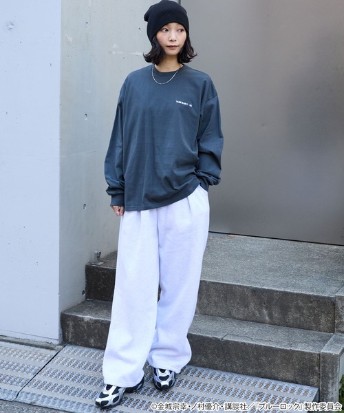 MONO-MART(モノマート)の「【ブルーロック】別注 グラフィティ/ナンバリング アソート 刺繍 ロングスリーブ Tシャツ(Tシャツ/カットソー・レディース・ブラック系/ホワイト系/ブラック系2/ネイビー系/ホワイト系2・M/L)」の7枚目の写真