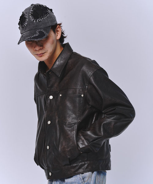 JOINT WORKS（ジョイントワークス）の「フェードレザー トラッカーブルゾン / Faded Faux Leather Tracker Blouson（ブルゾン・メンズ・ブラック/ブラウン・MEDIUM/LARGE）」の15枚目の写真