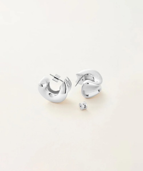 JENNYBIRD(ジェニーバード)の「【JENNY BIRD/ジェニーバード】フープピアス Chunky Doune Hoop(ピアス(両耳用)・レディース・ゴールド/シルバー・FREE)」の17枚目の写真