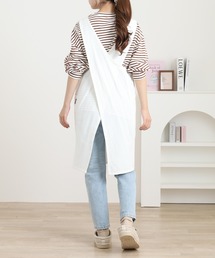 l'atelier Nuuit（アトリエヌイ）の「ウォッシュドコットン  クロスオーバーエプロン（エプロン）」