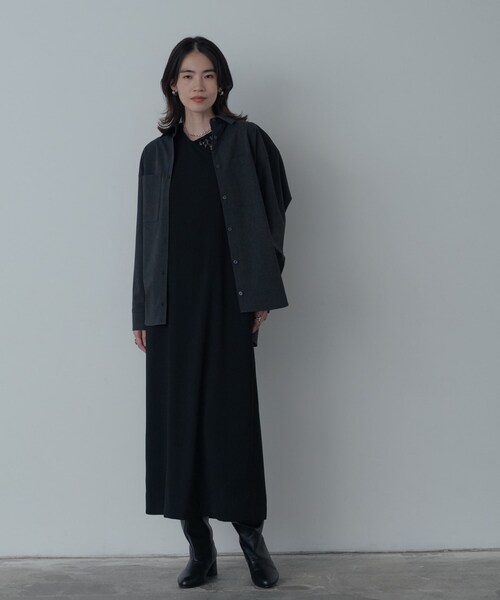 GALLEST(ギャレスト)の「Timeless|ウーステッドライクフォルムシャツ【セットアップ対応】(シャツ/ブラウス・レディース・チャコールグレー/ベージュ/ライトグレー・34/38)」の9枚目の写真