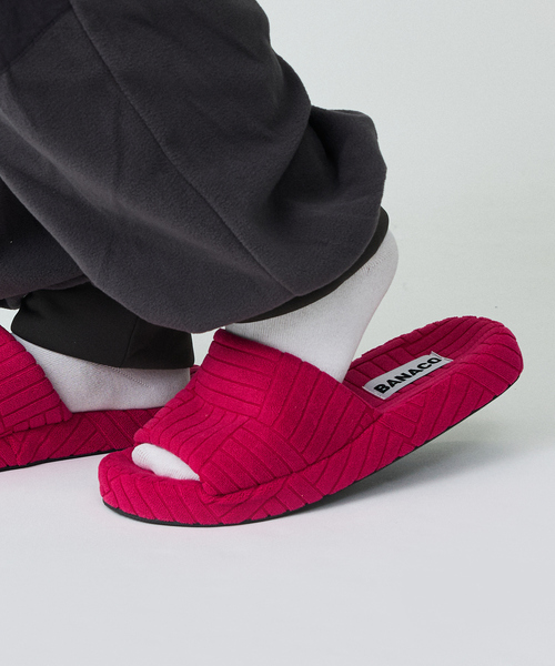 BANACO（バナコ）の「【BANACO / バナコ】 VIVID TERRY ROOM SHOES / ビビットテリールームシューズ/韓国サンダル/ユニセックス（サンダル・メンズ・ブラック/ピンク/イエロー/オレンジ/ブルー/グリーン・M/L）」の16枚目の写真