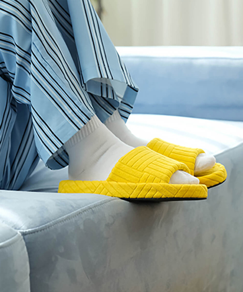 BANACO（バナコ）の「【BANACO / バナコ】 VIVID TERRY ROOM SHOES / ビビットテリールームシューズ/韓国サンダル/ユニセックス（サンダル・メンズ・ブラック/ピンク/イエロー/オレンジ/ブルー/グリーン・M/L）」の19枚目の写真